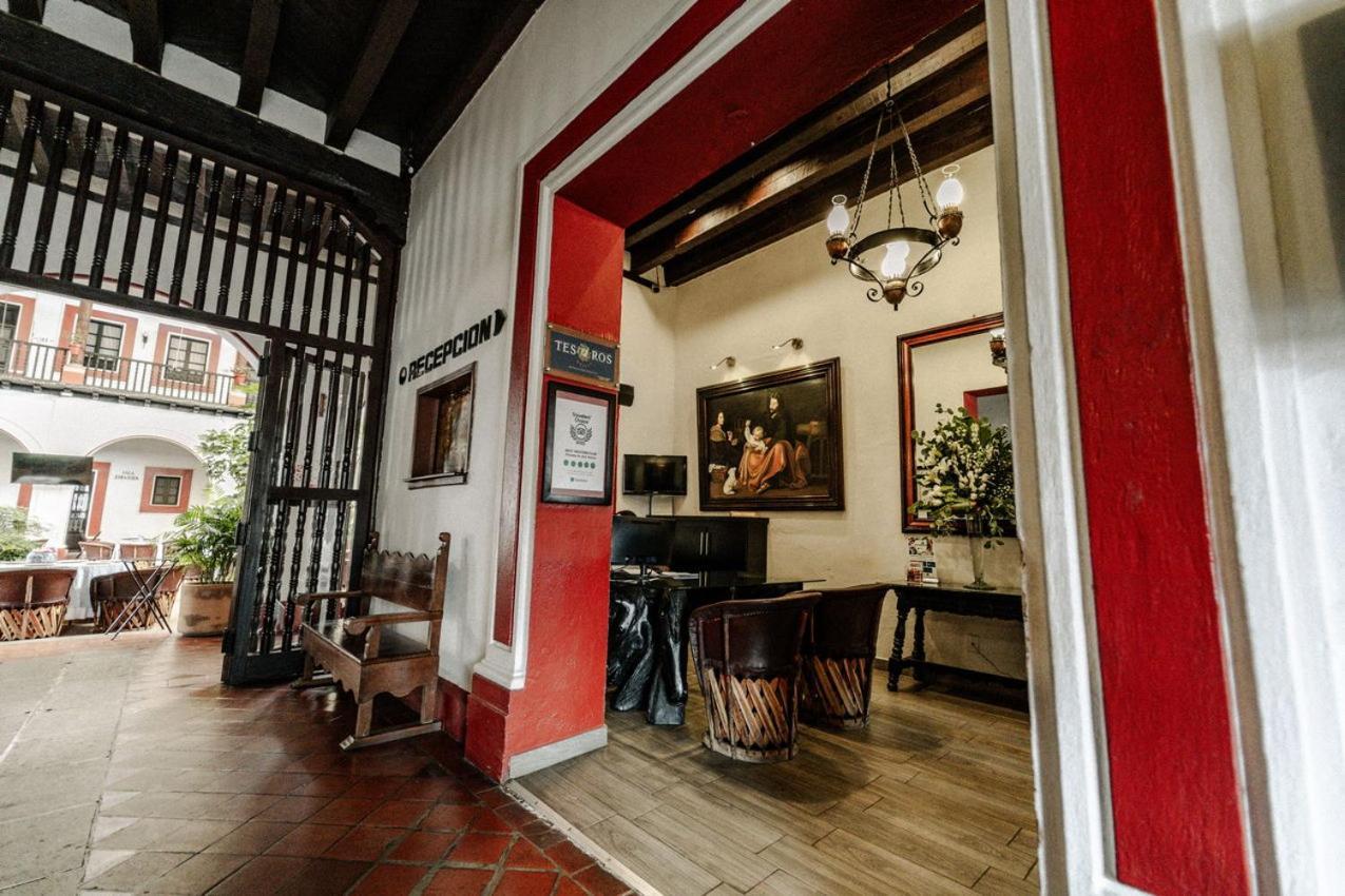 Best Western Plus Posada De Don Vasco Pátzcuaro Extérieur photo Interior of the hotel