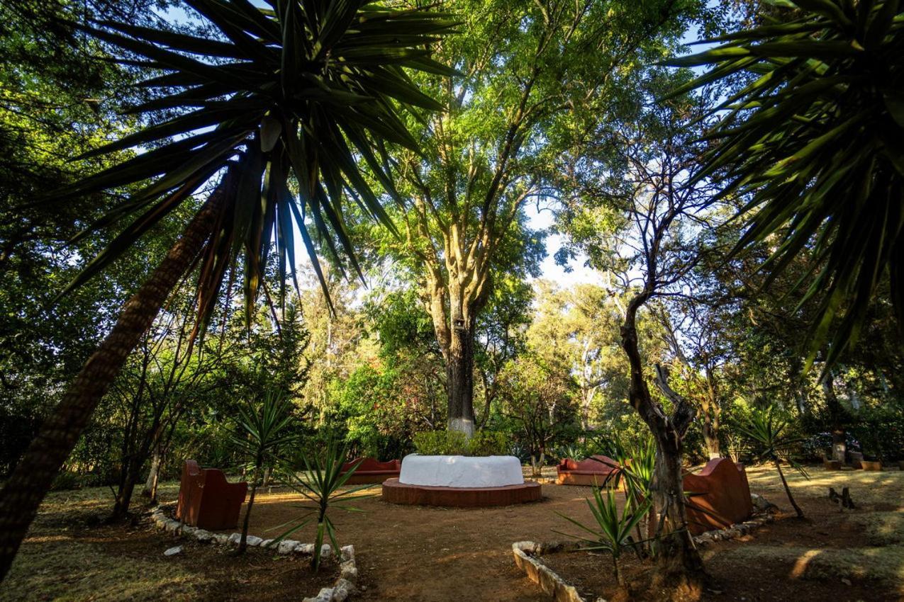 Best Western Plus Posada De Don Vasco Pátzcuaro Extérieur photo The memorial of the Battle of San Lorenzo